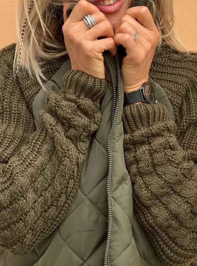 Dame avslappet ensfarget strikket patchwork jakke med glidelås