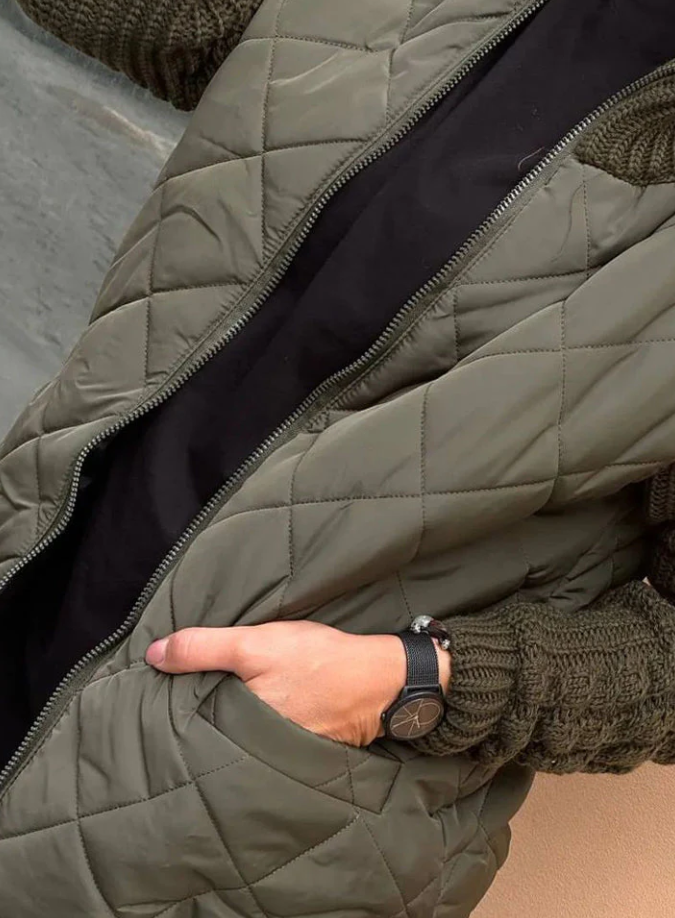 Dame avslappet ensfarget strikket patchwork jakke med glidelås